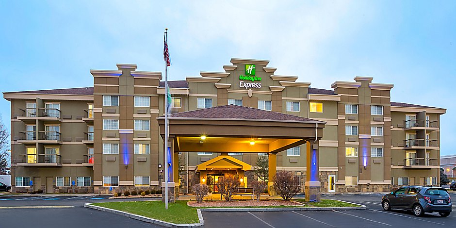 holiday inn express layton